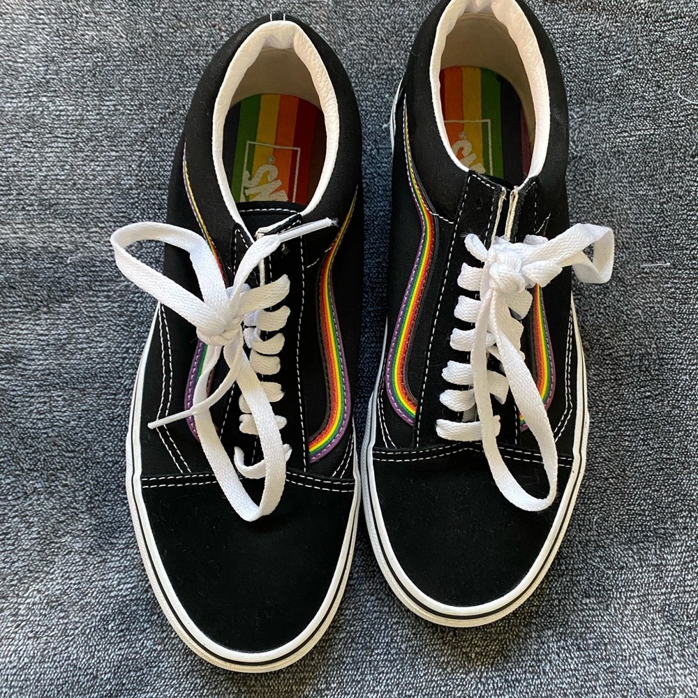 Vans Pride Old Skool Size 6.5M/8W